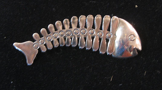 Jewelry<br>SOLD  Vintage Mexican Fish Pin