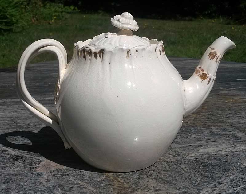 Ceramics<br>Ceramics Archives<br>Wedgwood Creamware Teapot