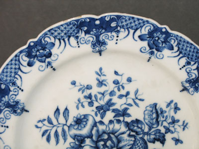 Ceramics<br>Ceramics Archives<br>SOLD Worcester Pine Cone Plate