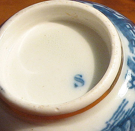 Two Caughley Soft Paste Porcelain Cups.