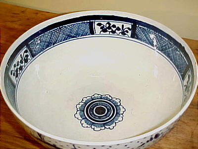 SOLD   Chinese House Decorated Pearlware Bowl