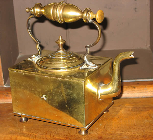 Metalware<br>Archives<br>Square brass kettle VR (very rare?)