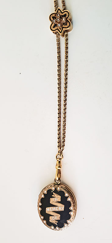Jewelry<br>14 K Gold Slide Chain with Memorial Locket