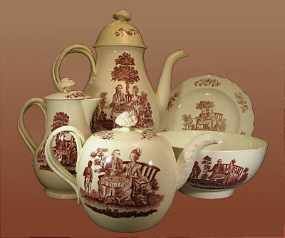 SOLD   18th Century Wedgwood Coffee and Tea Set