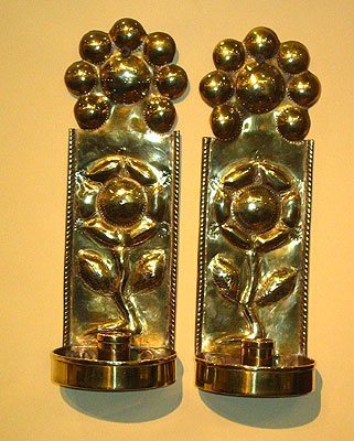 Metalware<br>Archives<br>A Fine Pair of English Brass Sconces