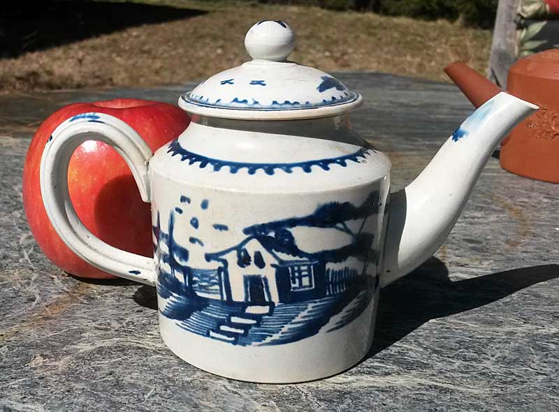 Ceramics<br>Ceramics Archives<br>SOLD   Small Pearlware blue and white teapot.