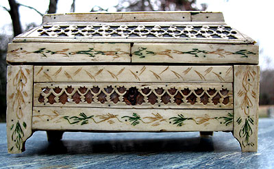 Accessories<br>Accessories Archives<br>SOLD A Small-Sized Russian Ivory Box