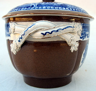 Accessories<br>Accessories Archives<br>SOLD   A Pearlware Batavia Sugar Bowl