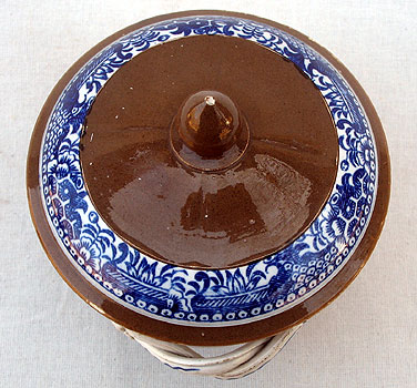 Accessories<br>Accessories Archives<br>SOLD   A Pearlware Batavia Sugar Bowl