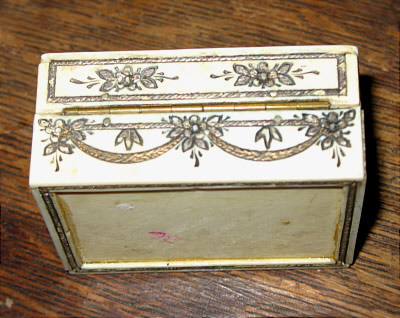 Accessories<br>Accessories Archives<br>SOLD   LOVELY FRENCH IVORY AND MOTHER-OF-PEARL BOX
